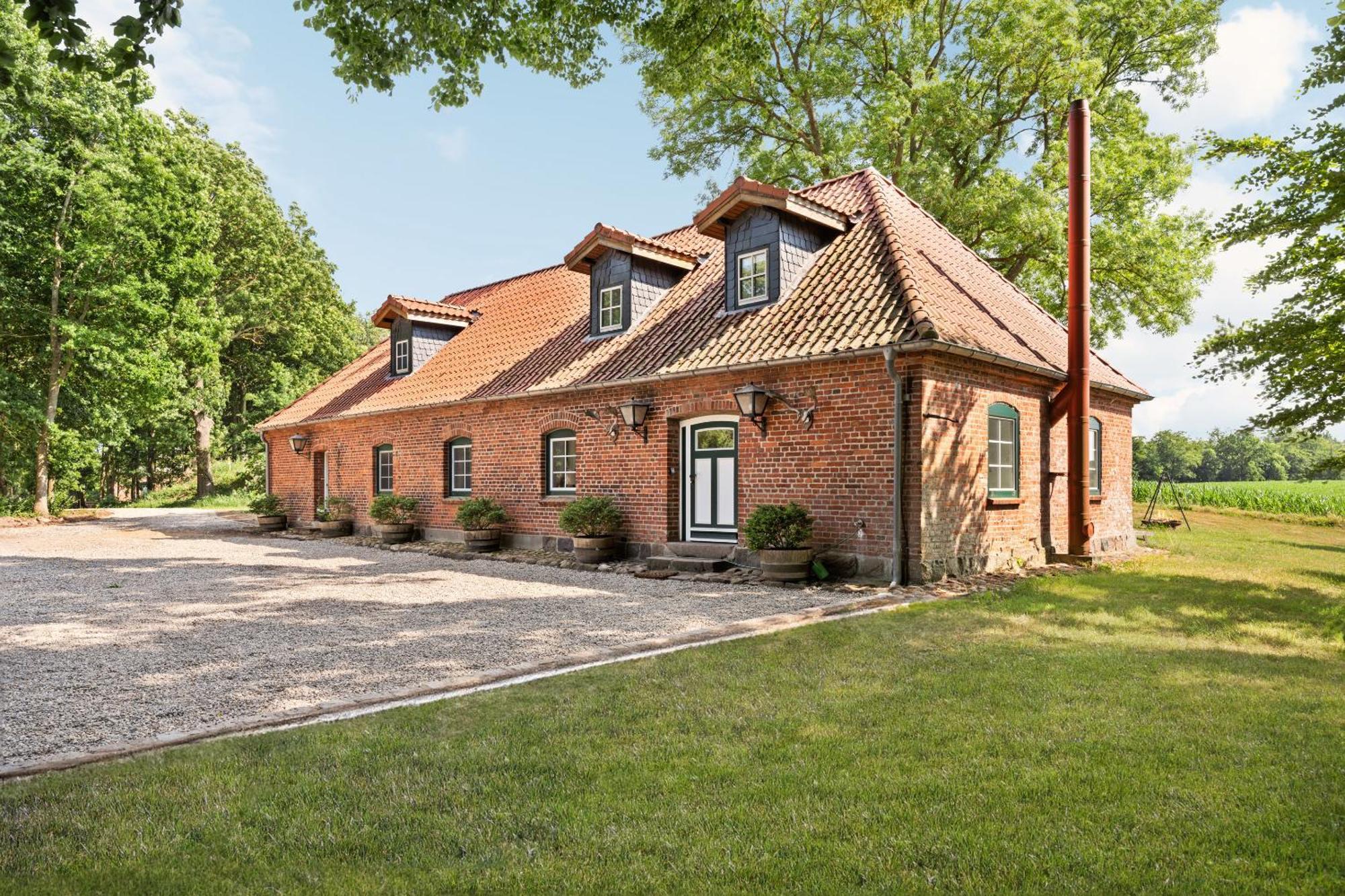 Ferienhaus "Altes Backhaus" - Gut Kletkamp Екстериор снимка